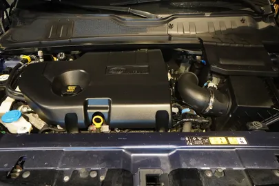 Car image 27