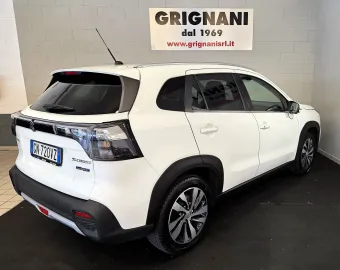 Car image 4