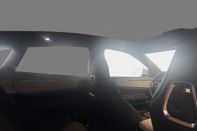 Car image 34
