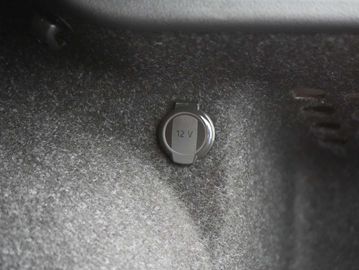 Car image 47