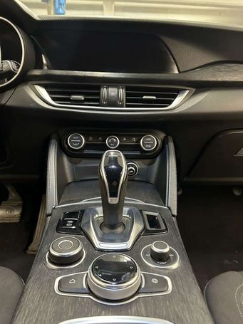 Alfa Romeo Stelvio 2.2 Diesel AT8 118 kW image number 12