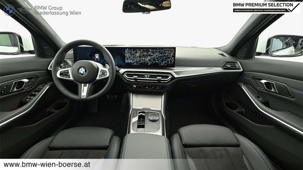 BMW 320d Touring xDrive 140 kW image number 14