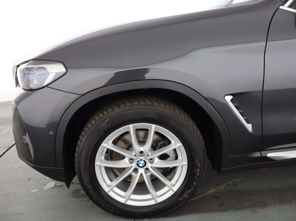 BMW X3 xDrive 140 kW image number 15