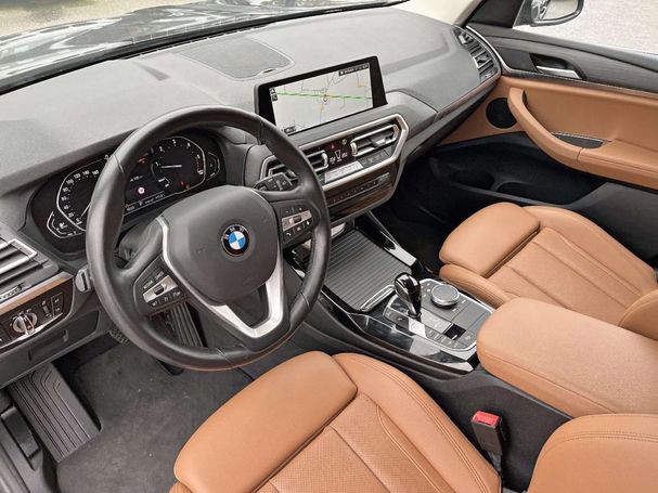 BMW X3 xDrive 140 kW image number 13