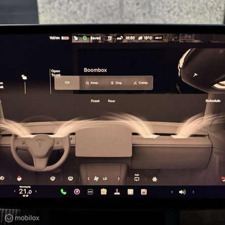 Tesla Model Y 220 kW image number 16