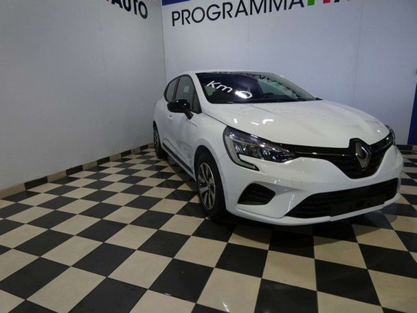 Renault Clio TCe 90 66 kW image number 2