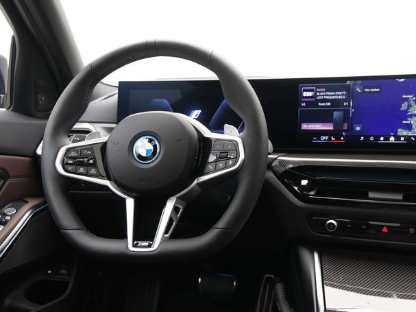 BMW 330 e Touring 215 kW image number 2