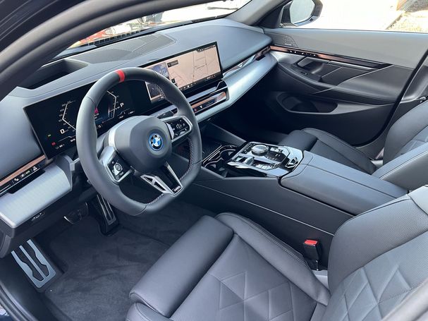 BMW i5 M60 xDrive 442 kW image number 7