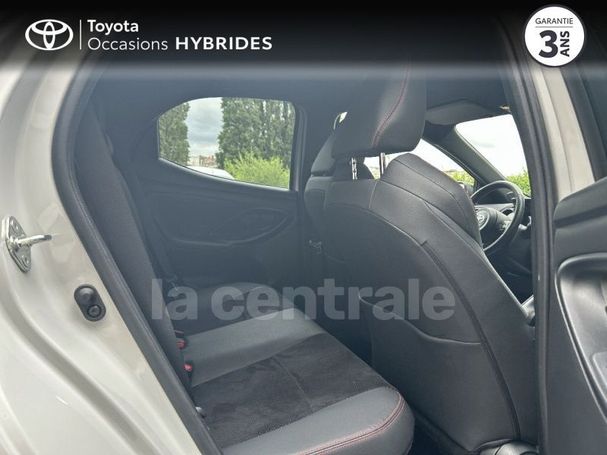 Toyota Yaris 1.5 Hybrid 85 kW image number 17