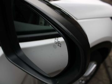 Car image 41