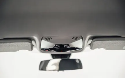 Car image 31