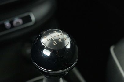 Car image 22