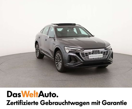 Audi Q8 55 quattro e-tron S-line 250 kW image number 8