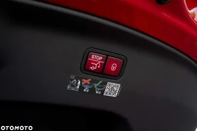 Car image 35