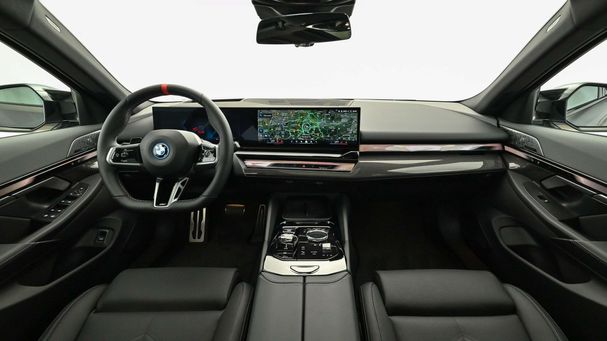 BMW i5 M60 xDrive 442 kW image number 8