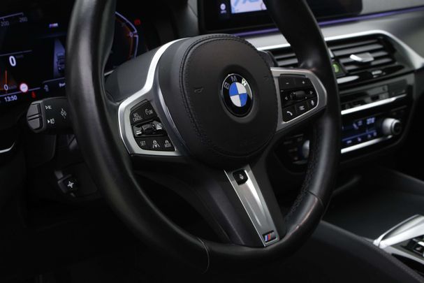 BMW 530i Touring 185 kW image number 33