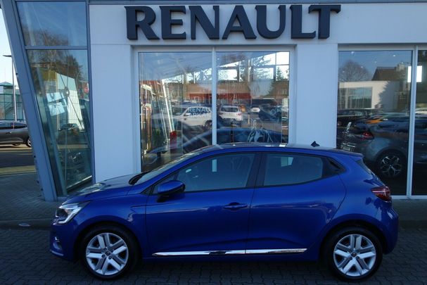 Renault Clio TCe 90 66 kW image number 3