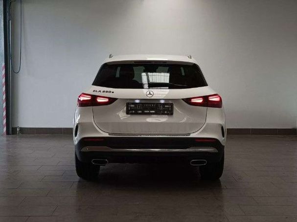 Mercedes-Benz GLA 250 e 160 kW image number 9