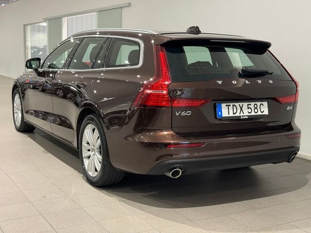 Volvo V60 B4 Momentum 147 kW image number 3