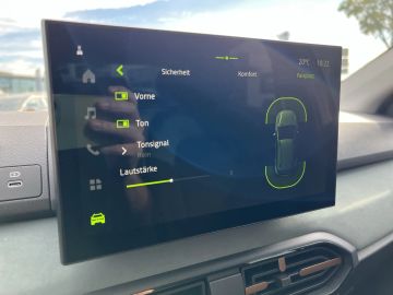 Car image 33