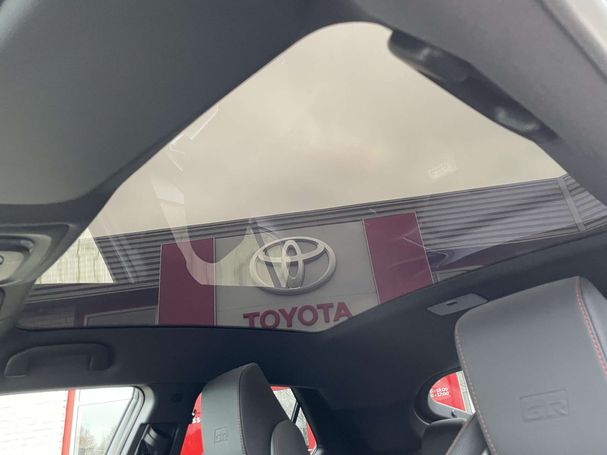 Toyota C-HR 2.0 Hybrid 145 kW image number 23