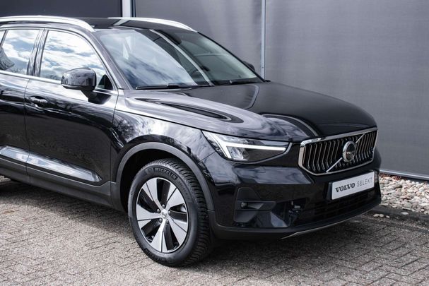 Volvo XC40 Recharge T4 Plus Bright 155 kW image number 6