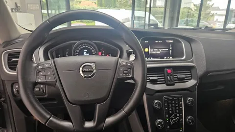 Car image 28
