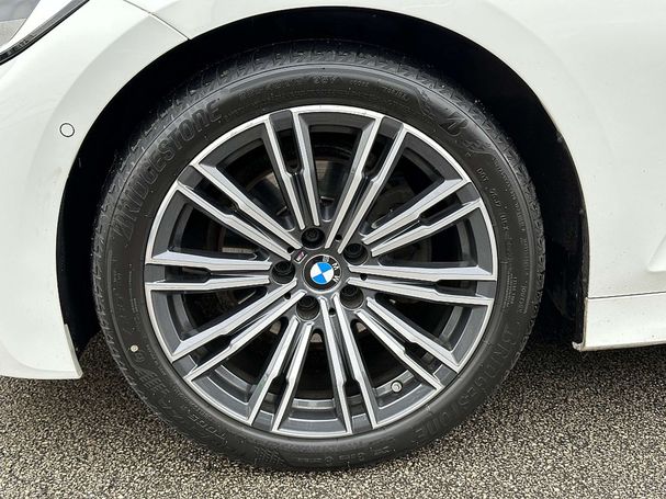 BMW 320d Touring xDrive 140 kW image number 8