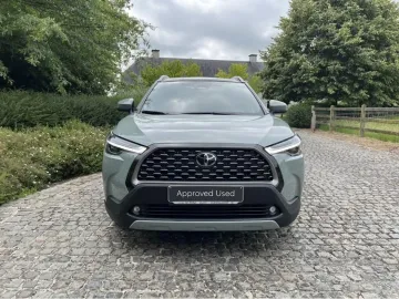 Car image 2