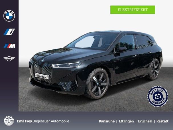 BMW iX xDrive40 240 kW image number 1