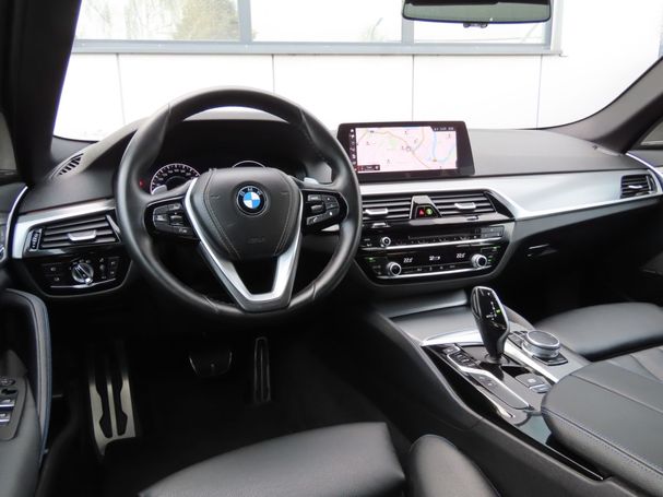 BMW 530d xDrive 195 kW image number 10