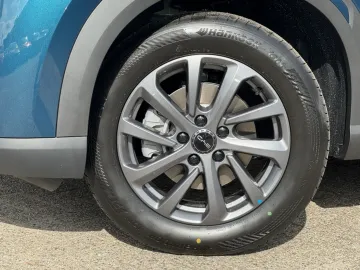 Car image 29