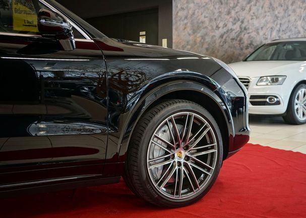 Porsche Cayenne Turbo S 404 kW image number 9