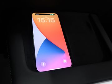 Car image 31