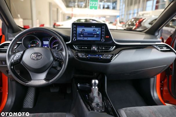 Toyota C-HR 90 kW image number 5