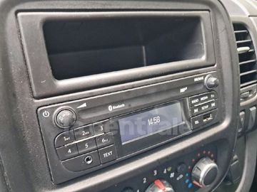 Car image 32