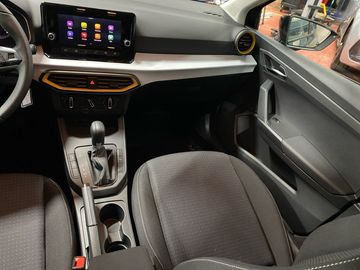 Car image 11