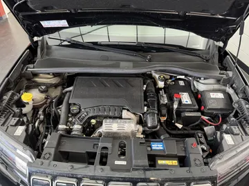 Car image 29