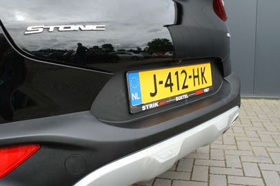 Car image 21