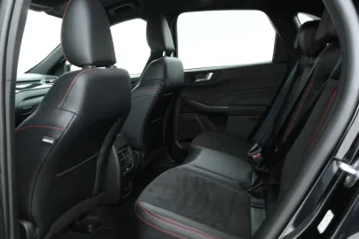 Car image 40