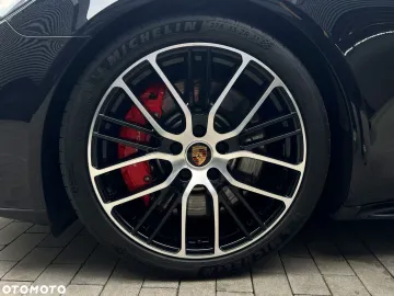 Car image 36