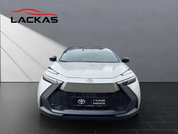 Car image 4