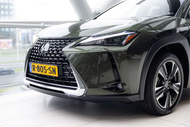 Lexus UX 250h 135 kW image number 42