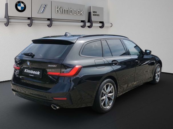 BMW 320i Touring Sport Line 135 kW image number 2