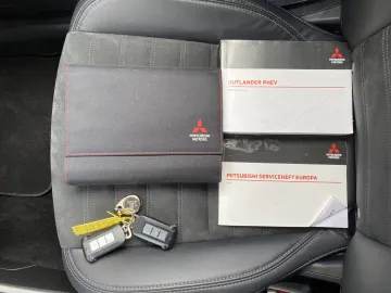 Car image 34