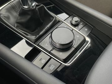 Car image 35