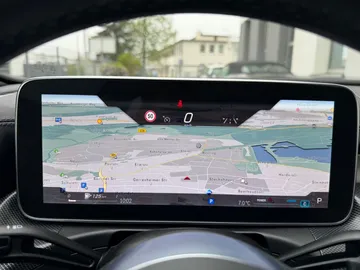 Car image 36