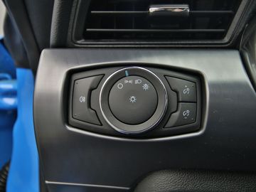 Car image 38