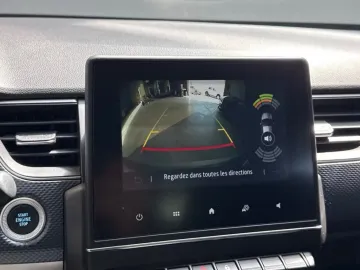 Car image 19