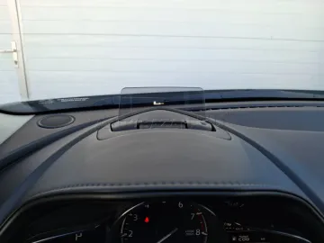 Car image 43